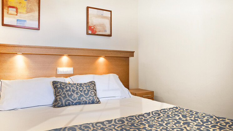 One Bedroom Apartment